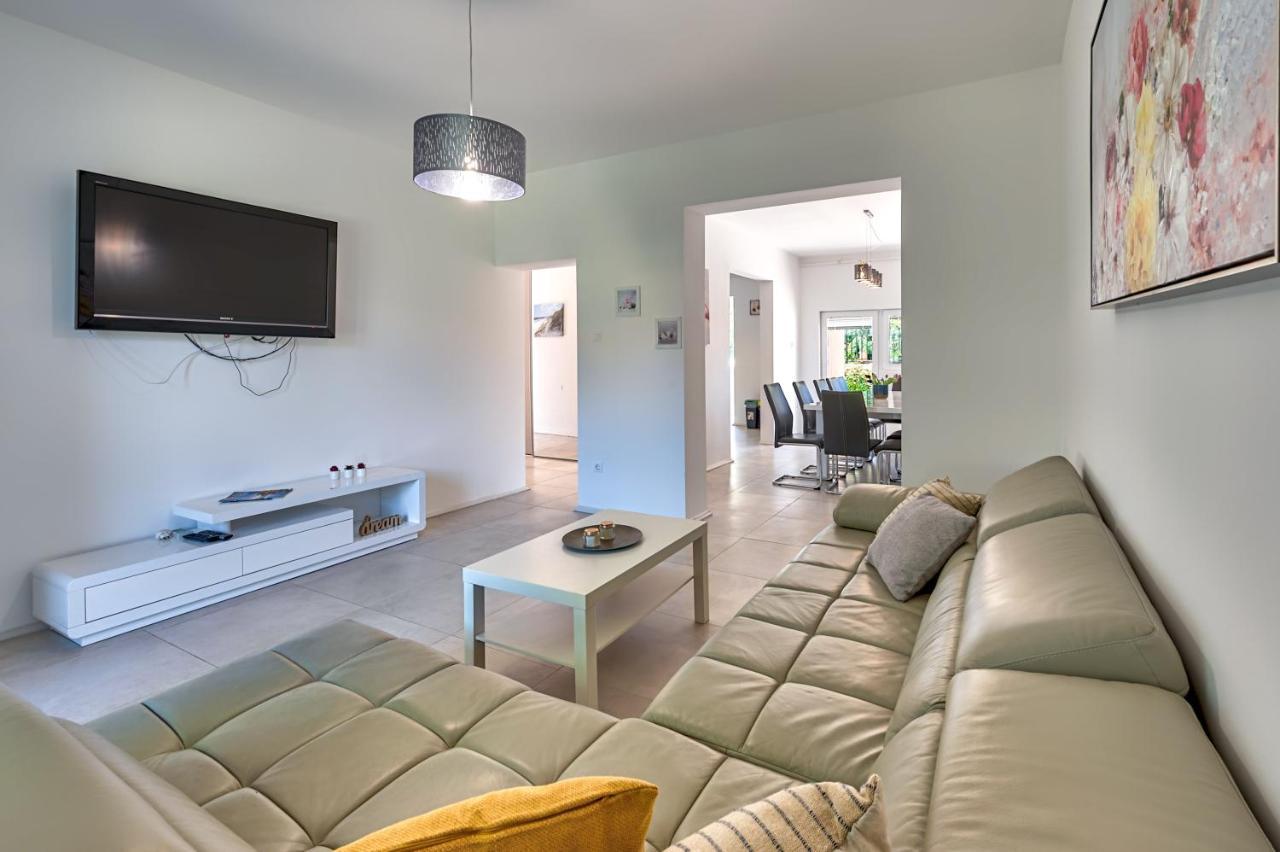 Villa Matija Ližnjan Extérieur photo