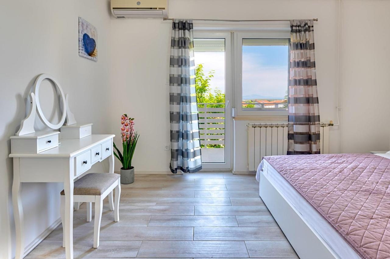 Villa Matija Ližnjan Extérieur photo